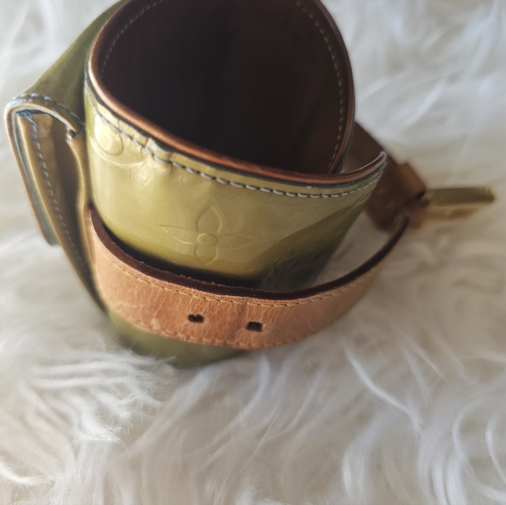 Louis Vuitton Olive and Tan Wristlet - Picture 9 of 16